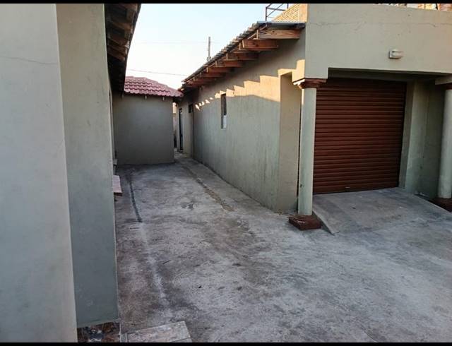 2 BEDROOM HOUSE FOR SALE IN ALLANDALE